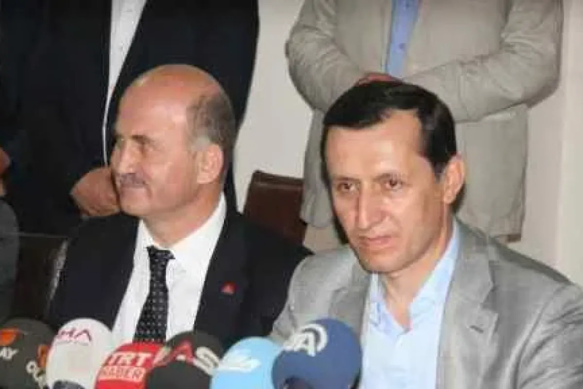 ’’öz Siyaset Yapacaksa Cübbesini çıkartsın’’