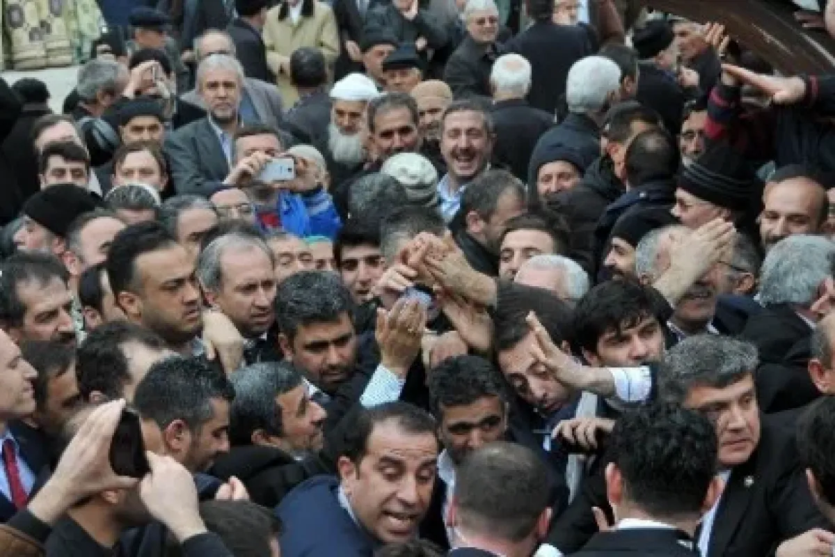 Bursa’da Ahmedinejad izdihamı !