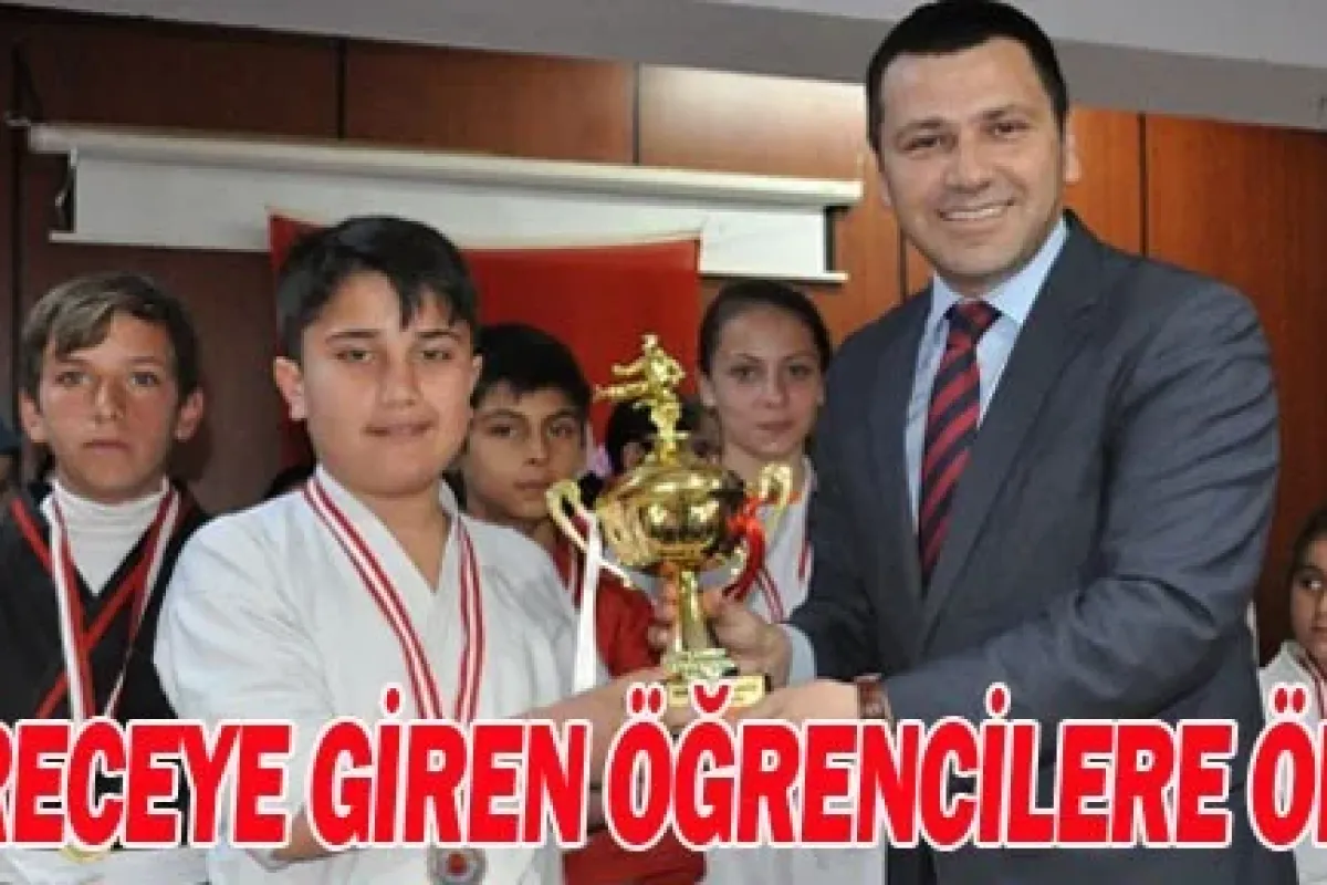 Dereceye Giren Öğrencilere Ödül