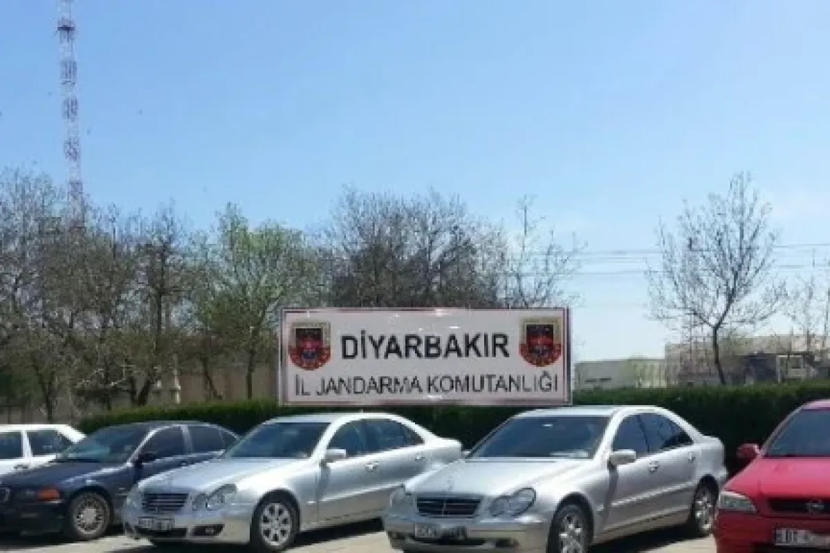 Diyarbakır’da lüks araç operasyonu