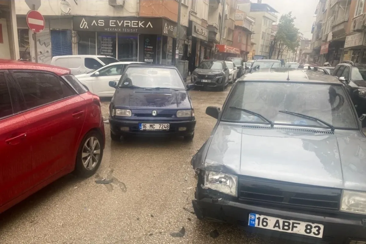 İnegöl'de zincirleme kaza!