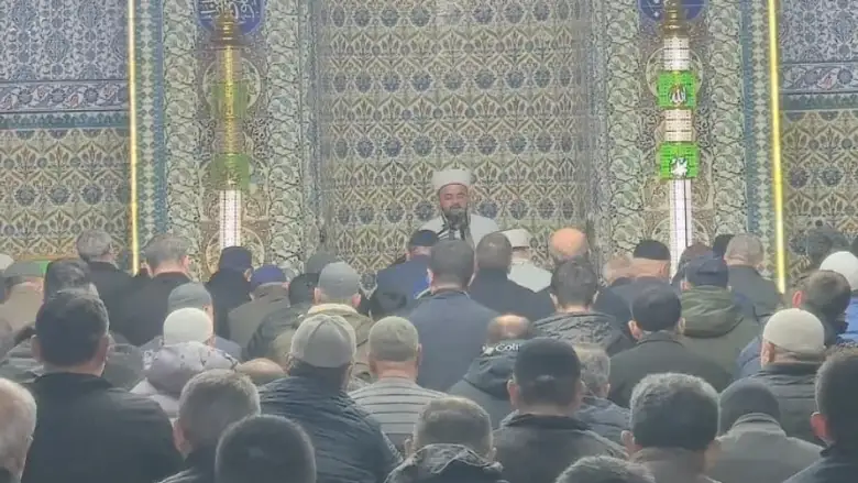 Teravih Öncesi Hafız Esat Tuna’dan Manevi Ziyafet