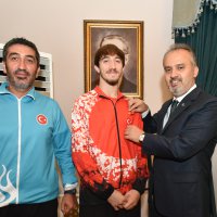 Milli atlet Bursa’nın gururu oldu 