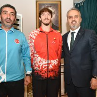 Milli atlet Bursa’nın gururu oldu 