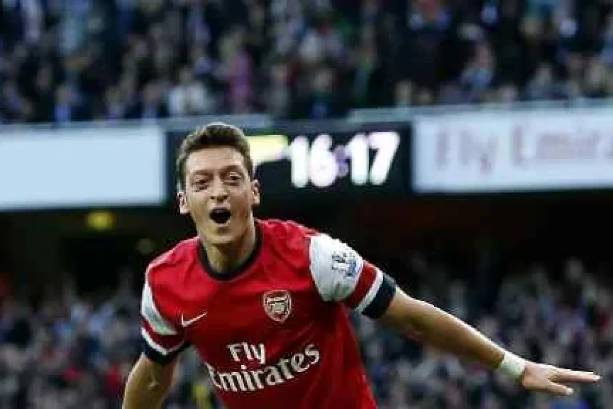 Özil’den Gazze’ye Jest