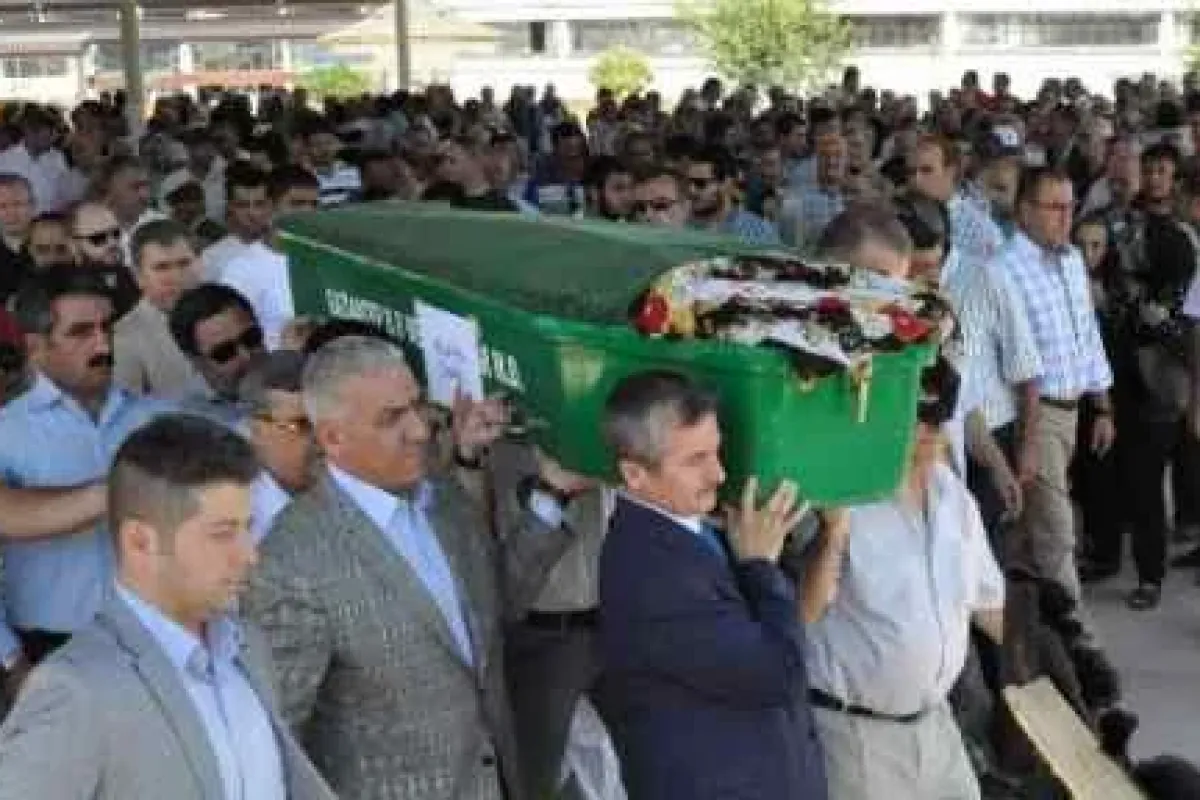 Ünlü Yazarın Acı Günü