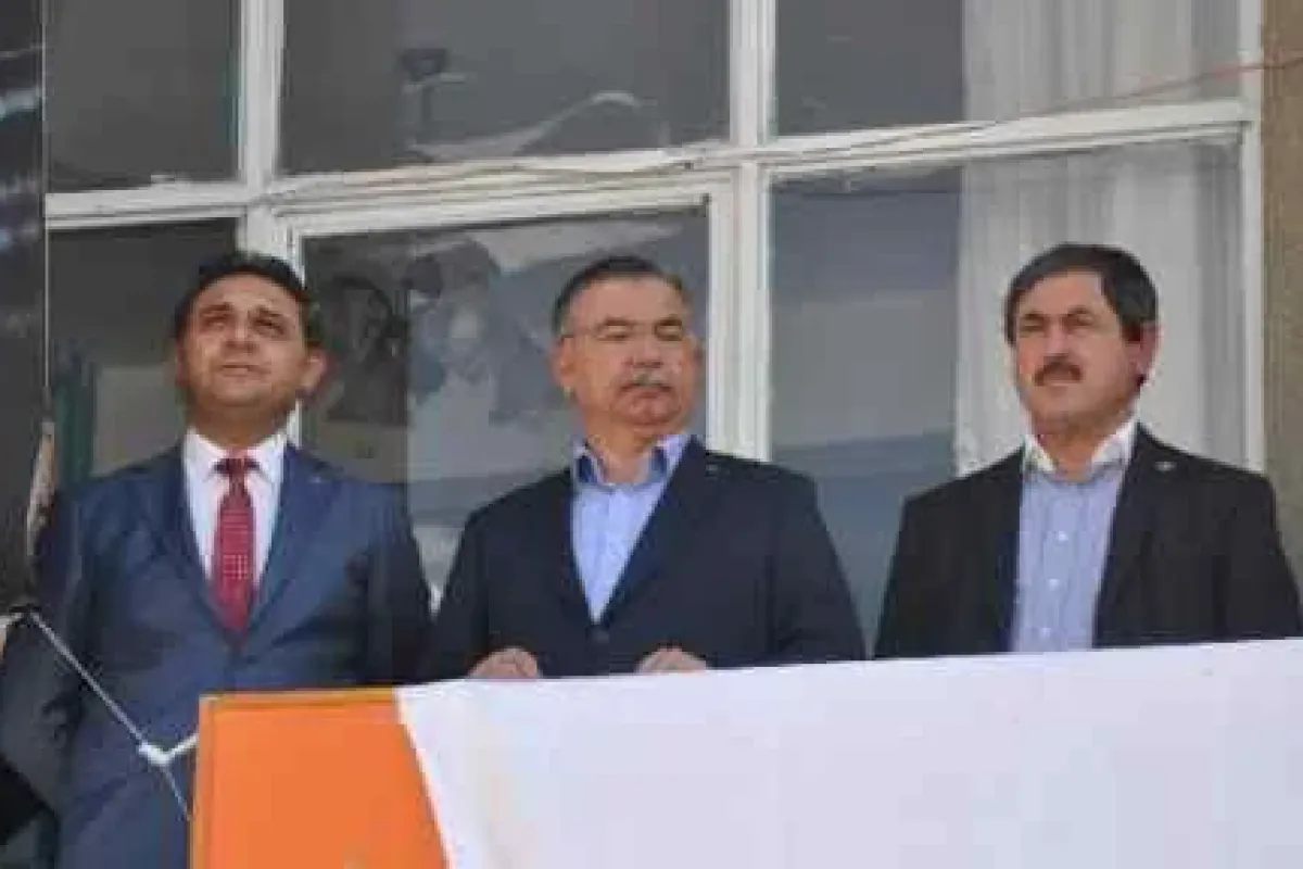 "zekeriya Öz Kamu Ağı Sistemi Dışına çıkarılmalı"