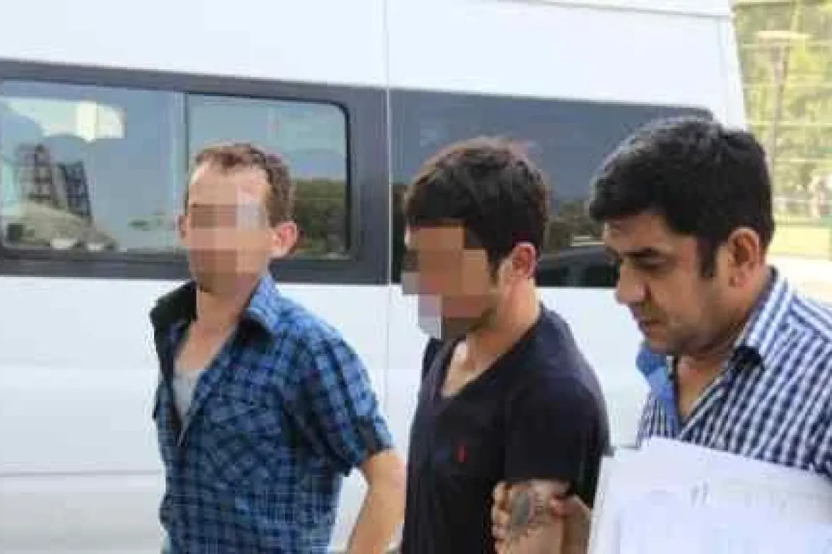 O Eller Taş Olsun !