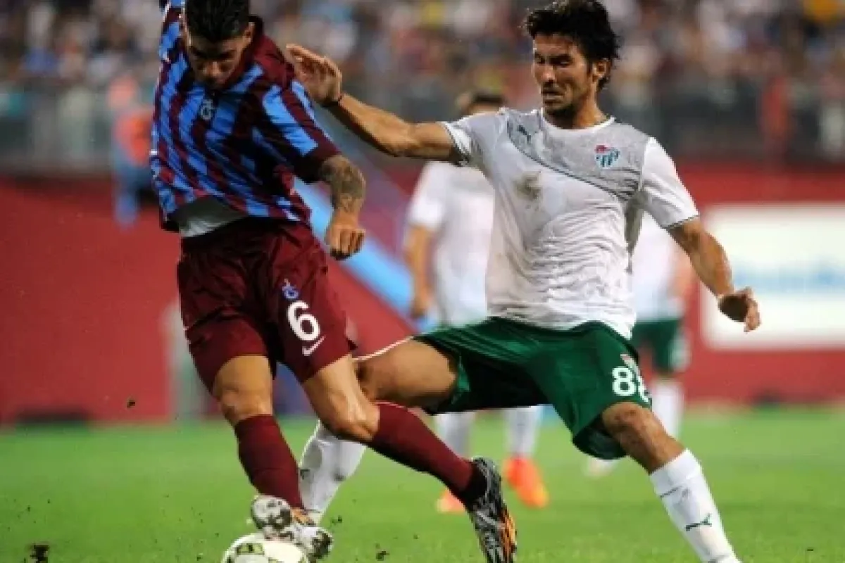Bursaspor’un Orta Sahasında Forma Savaşı