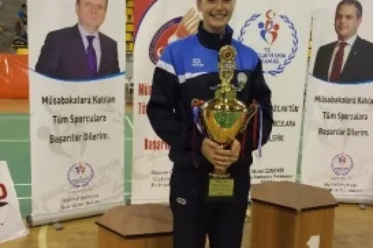 Osmangazi Belediyespor Badmintonda Türkiye…