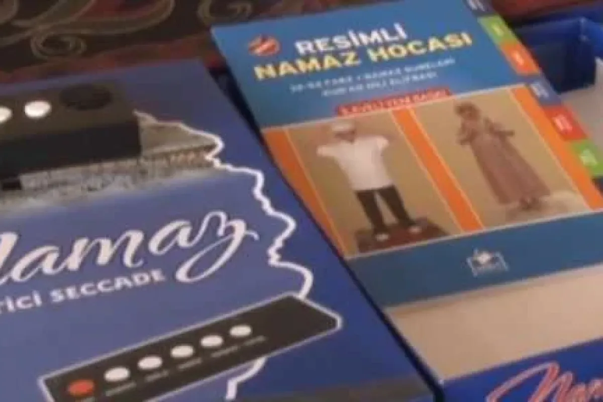 Akıllı Seccade Namaz Kılmayı öğretiyor