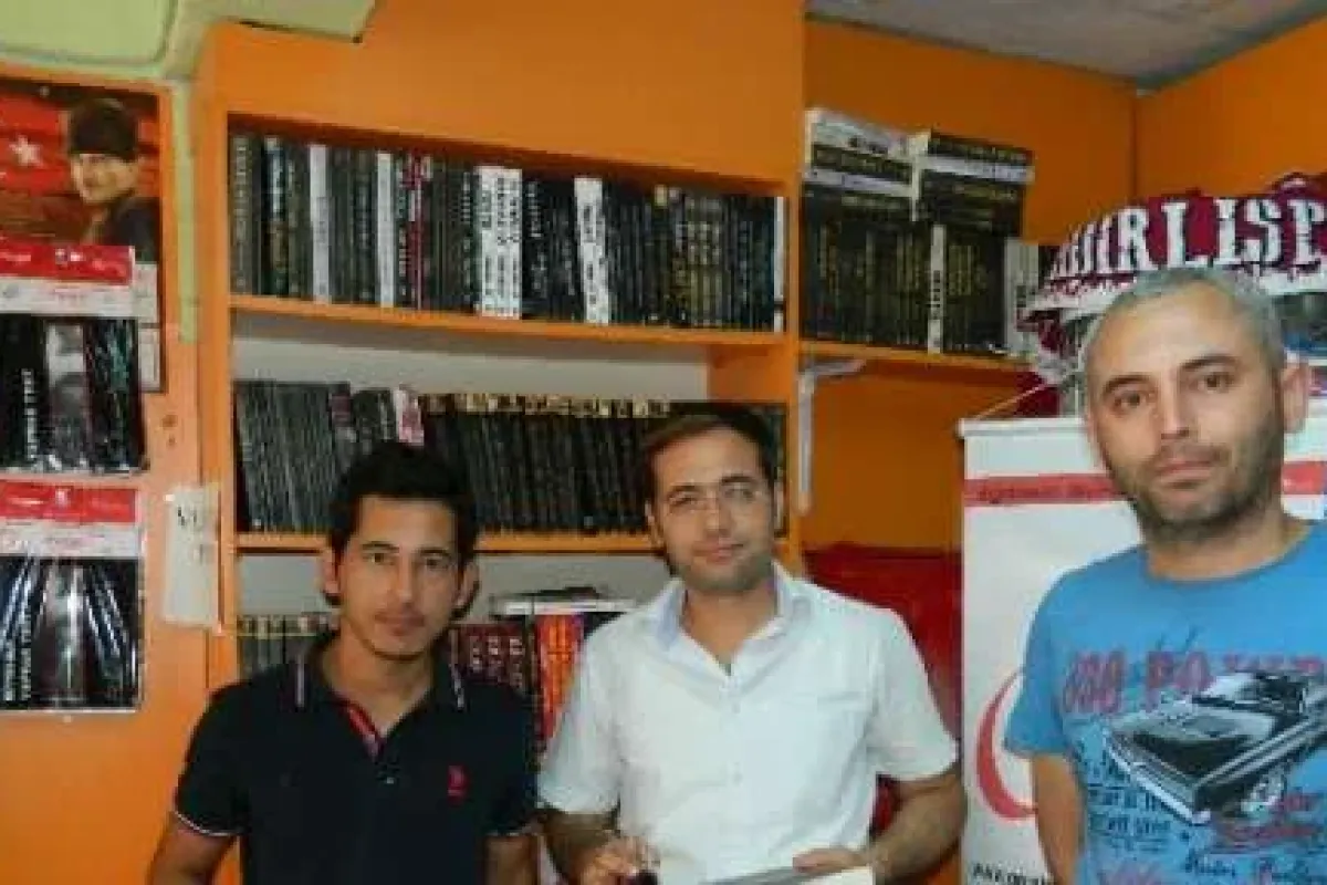 Kitabın Yanında ücretsiz çay