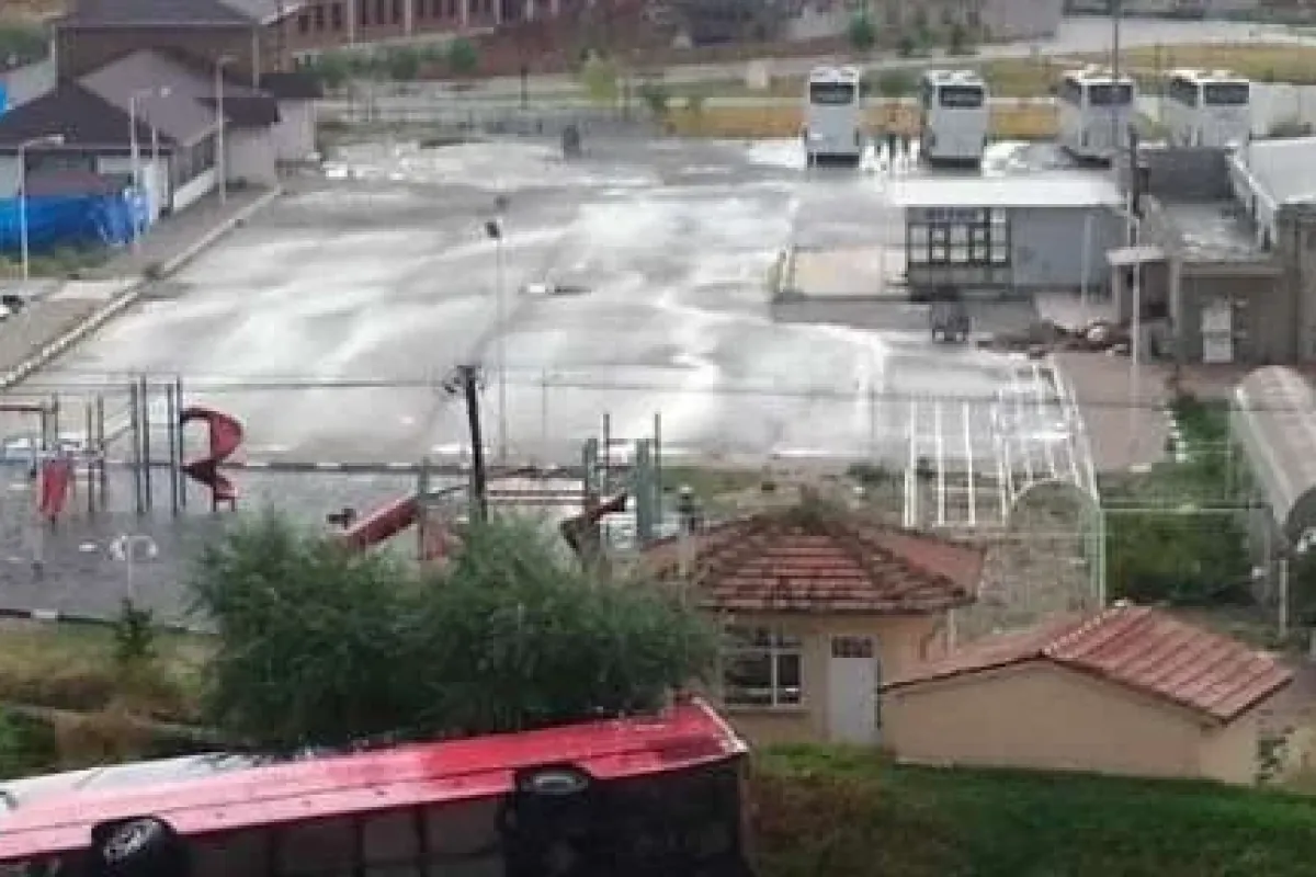 Otobüs Devrildi: 34 Yaralı