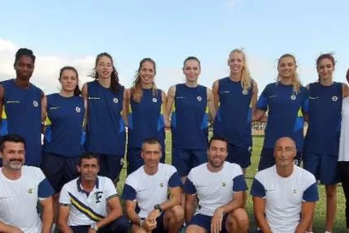 Fener Sezonu Açtı