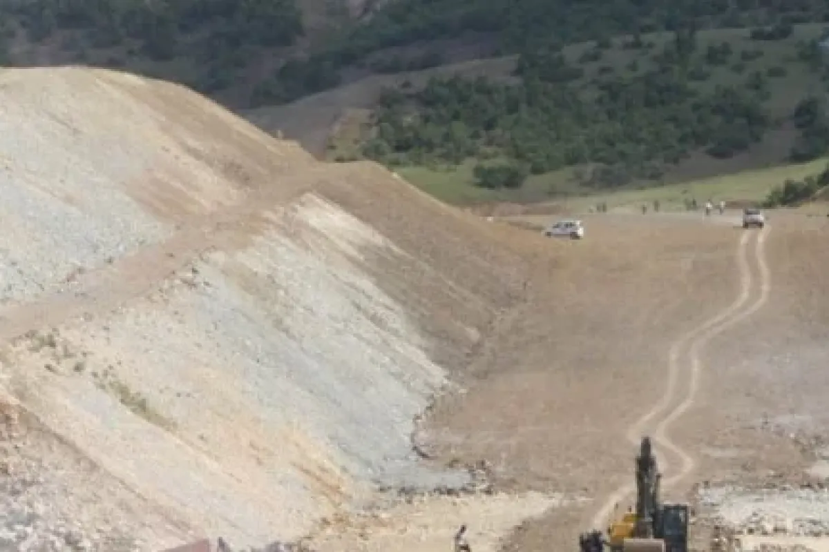 Yine Yol Kapatma Eylemi
