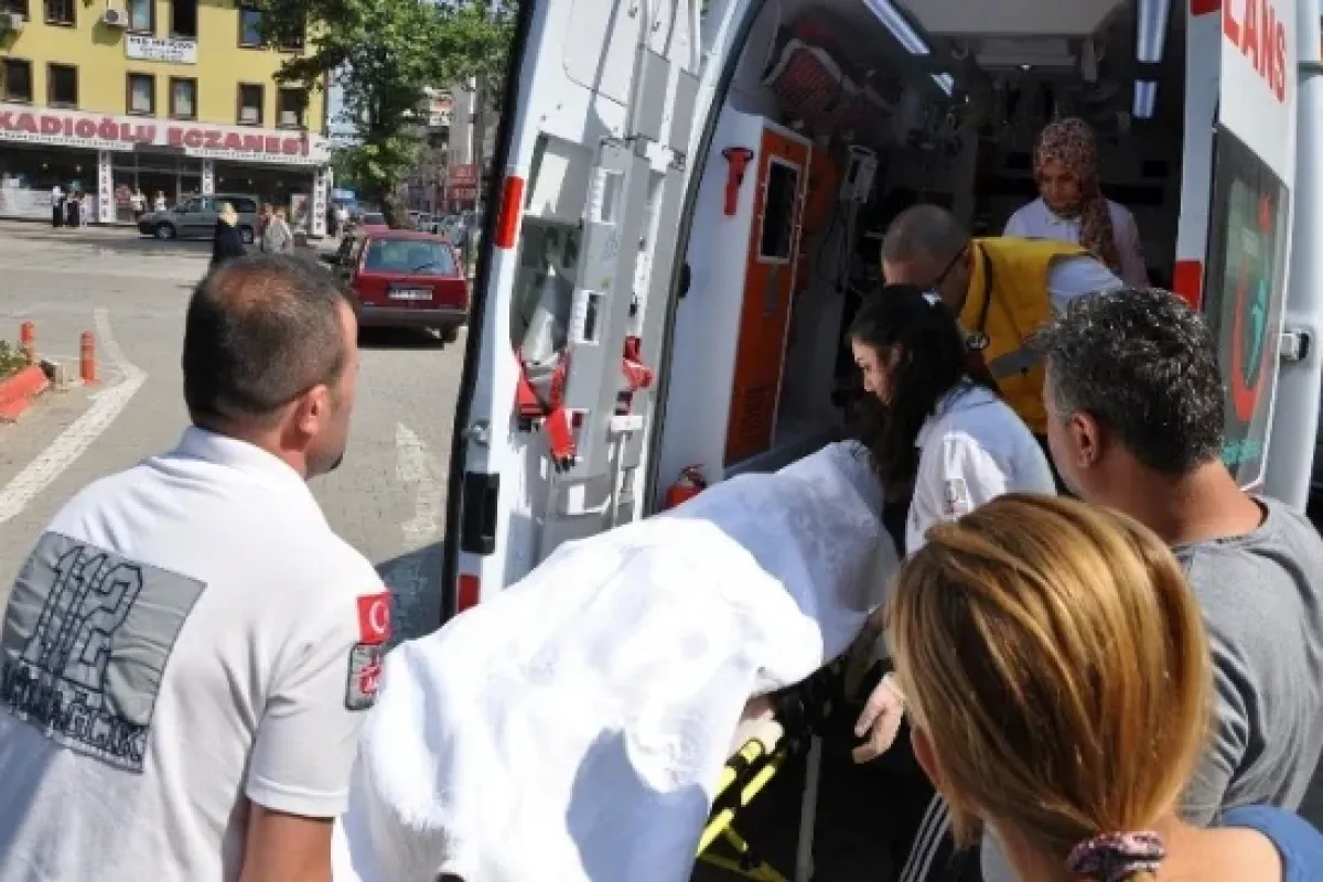Camları Yıkarken Yüksek Gerilime Kapıldı