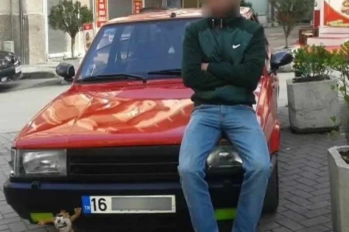 Üvey Annesini Keyif Kahvesi İçerken…