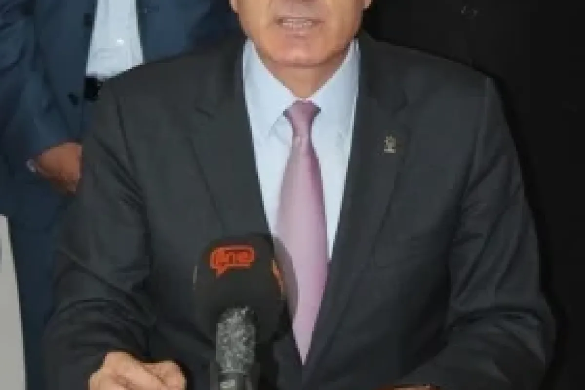 Nilüfer Teşkilatından Davutoğlu’na Destek