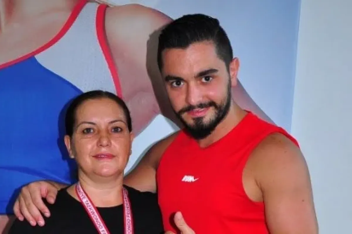 Oğlu çalıştırdı, şampiyon Oldu