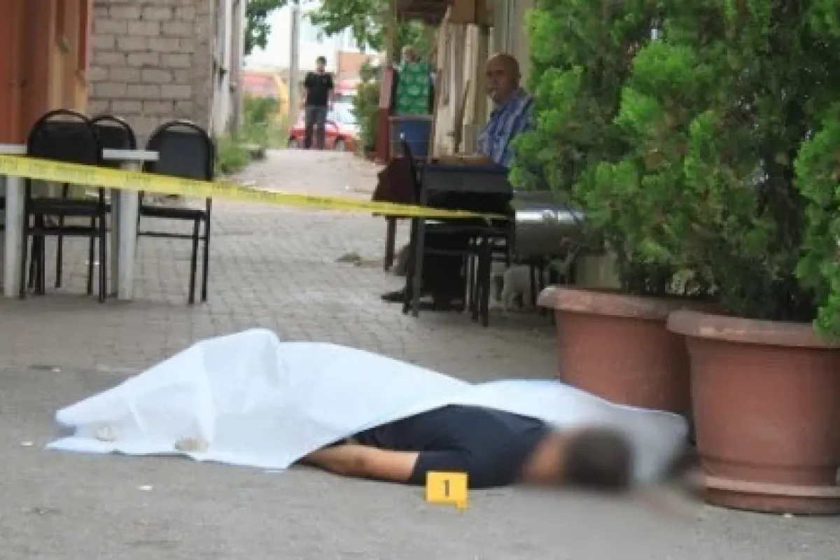 5. Kardeş De Cinayet Kurbanı