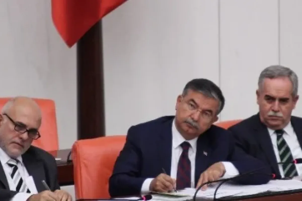 Bir Kez Daha Yalanladı