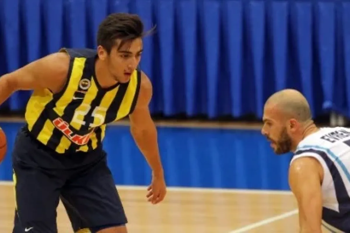 Fenerbahçe Ilk Maçında Yenildi