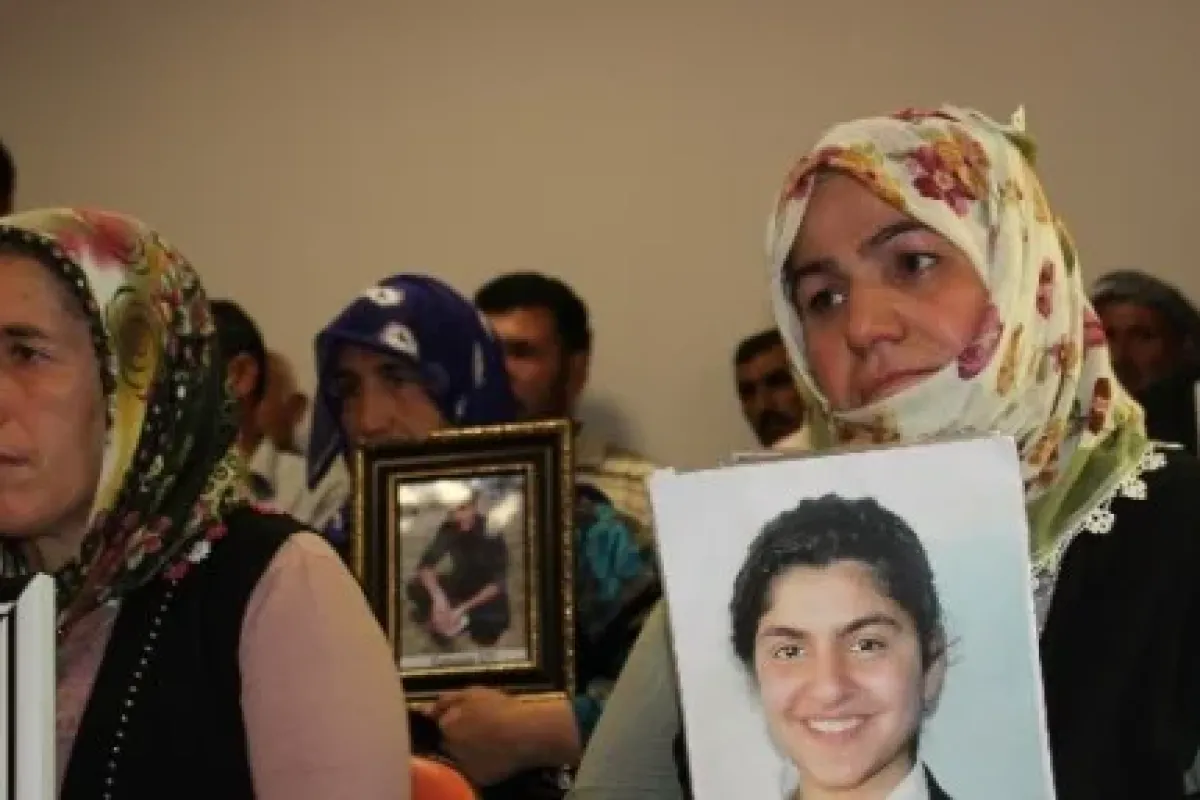 Başbakan’ın Eşiyle Görüştüler
