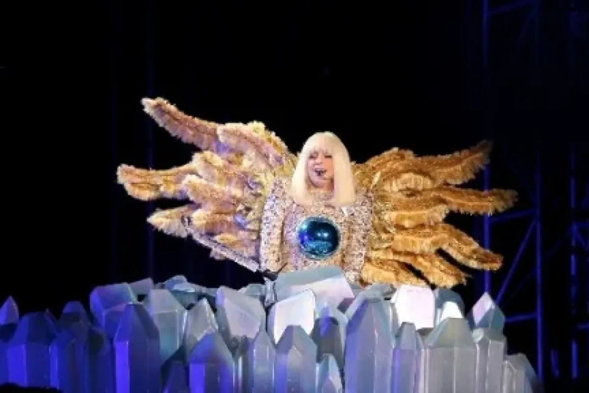İstanbul’dan Lady Gaga Geçti