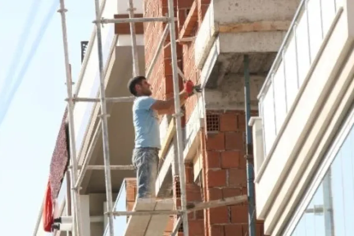 Siz Akrobat Değil Işçisiniz !