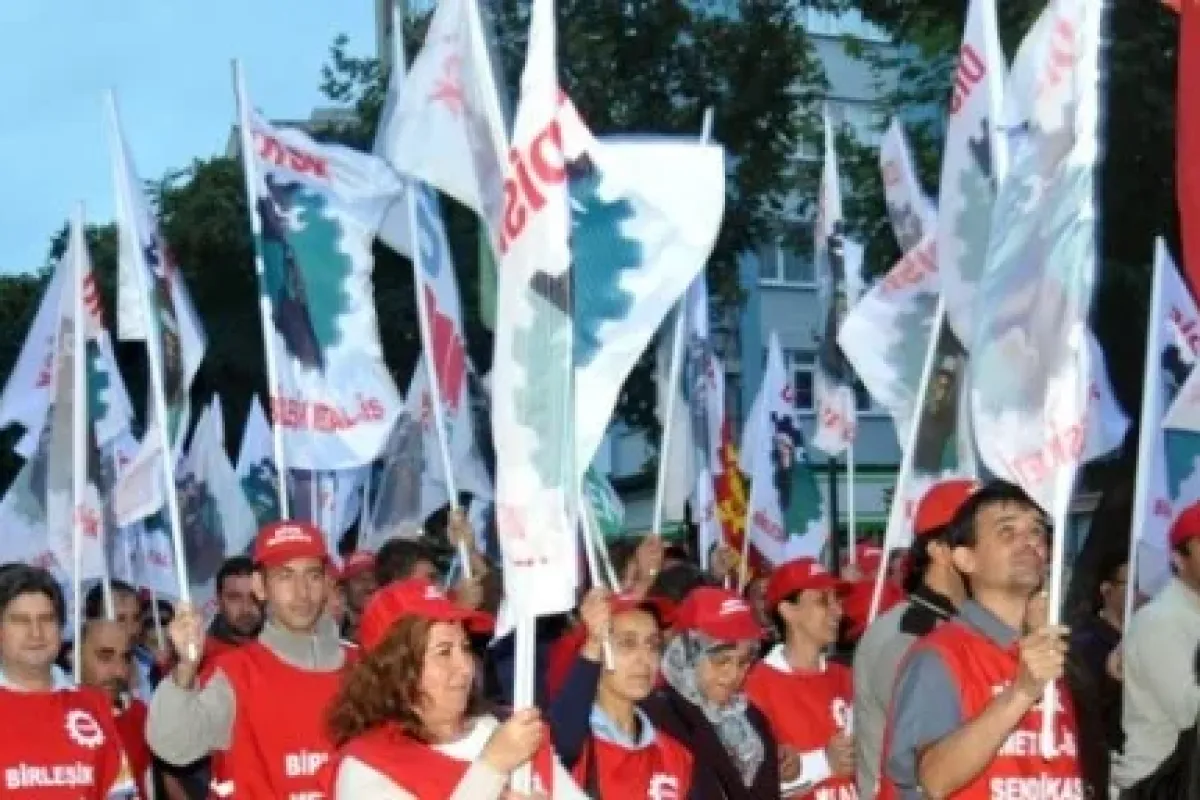 Slogan Atan Gruba Cemaatten Tepki