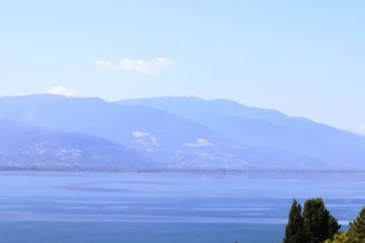 Sapanca Gölü’nde Sevindiren Manzara