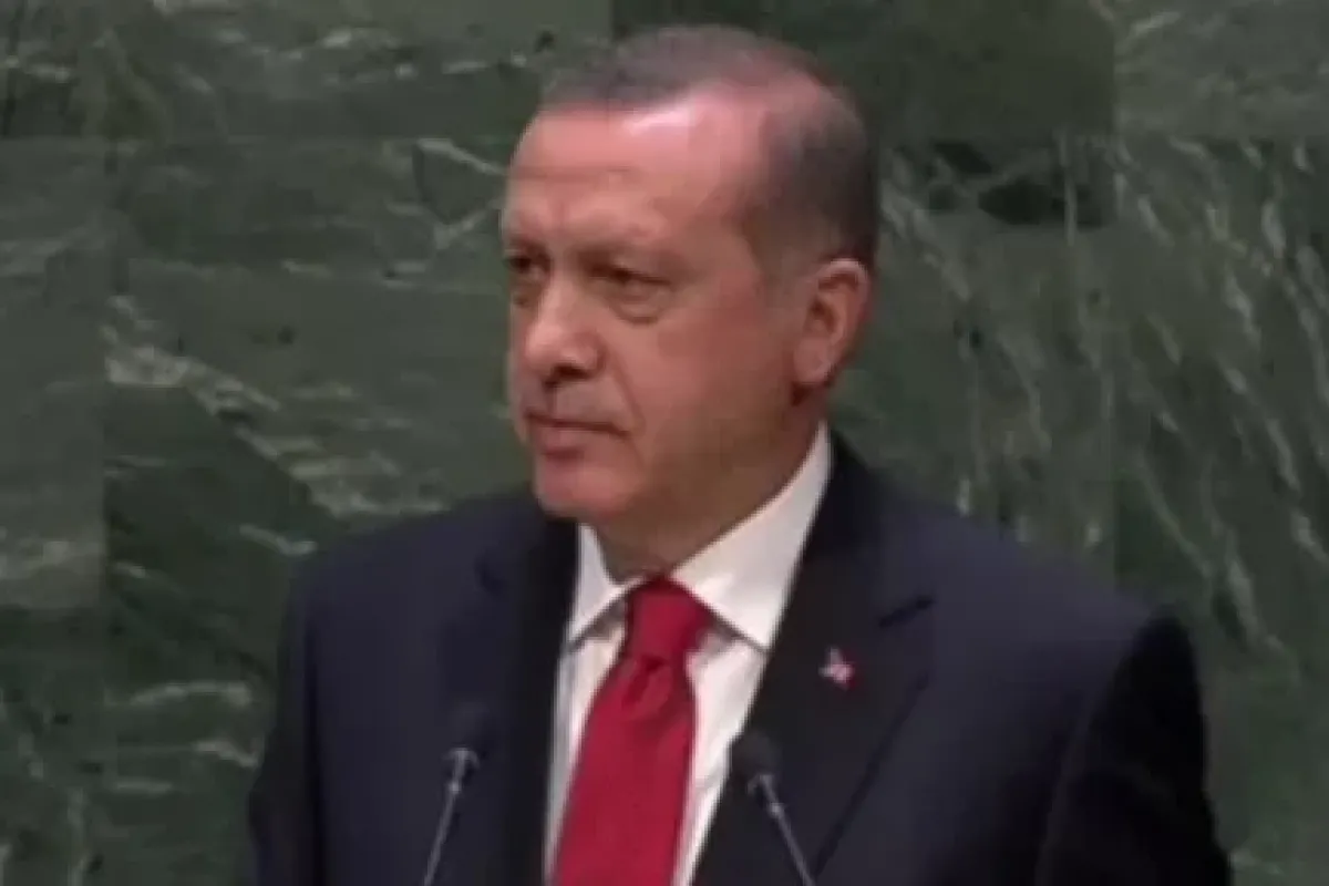 Bm’de Isim Vermeden Göndermede Bulundu