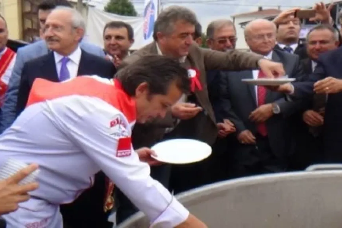 En Büyük Pilav Yapıldı, Kılıçdaroğlu Tadına Baktı