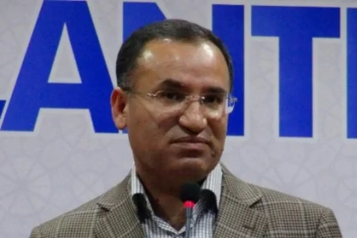 Bekir Bozdağ Ateş Püskürdü