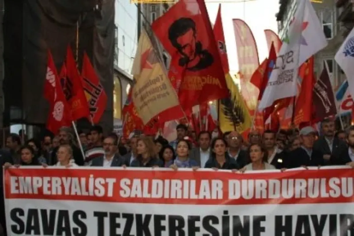 Taksim’de Tezkere Protestosu