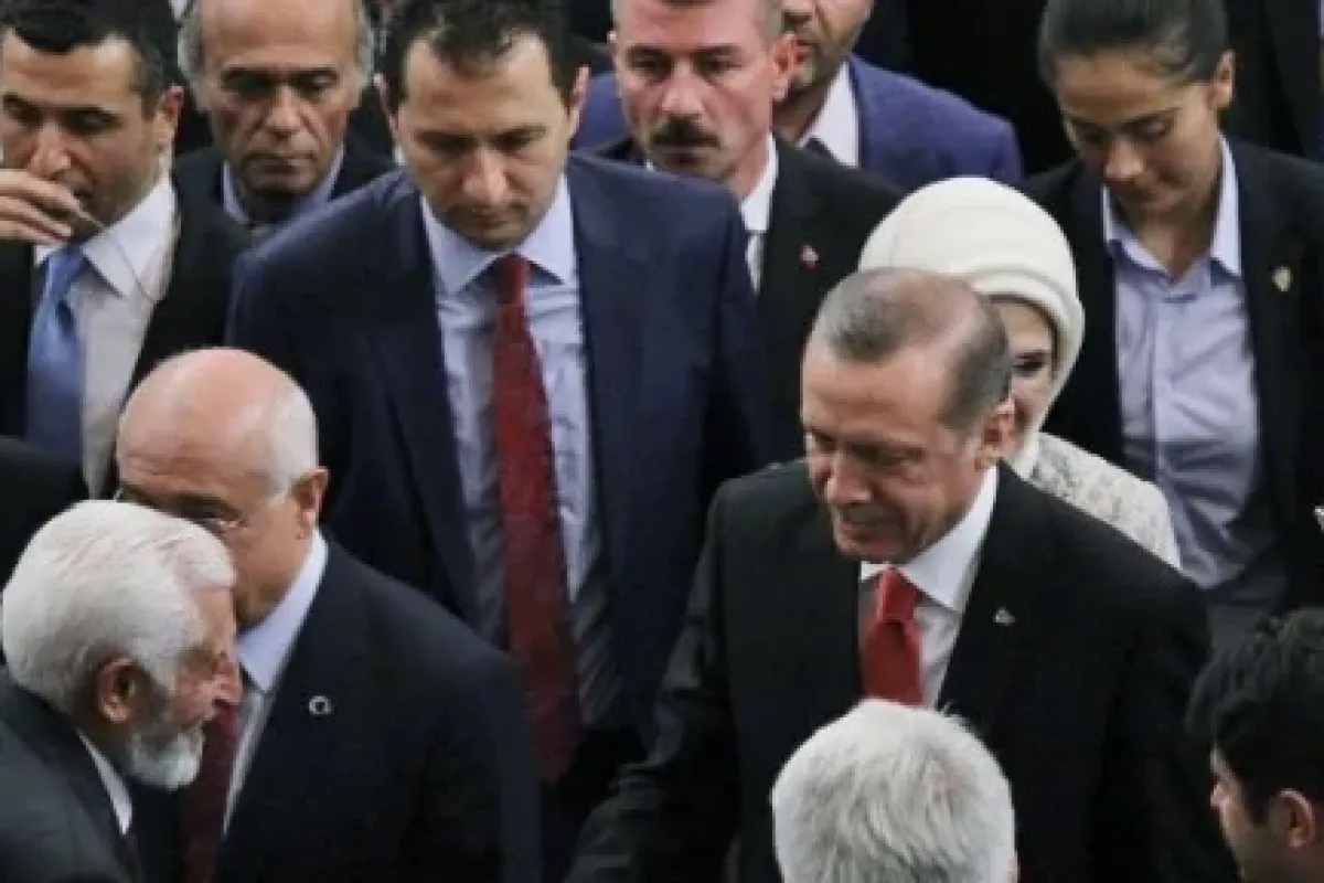 "türbenin Kuşatıldığı Iddiası Uydurmadır"