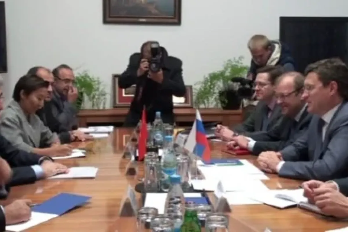 Yıldız Rus Mevkidaşıyla Görüştü