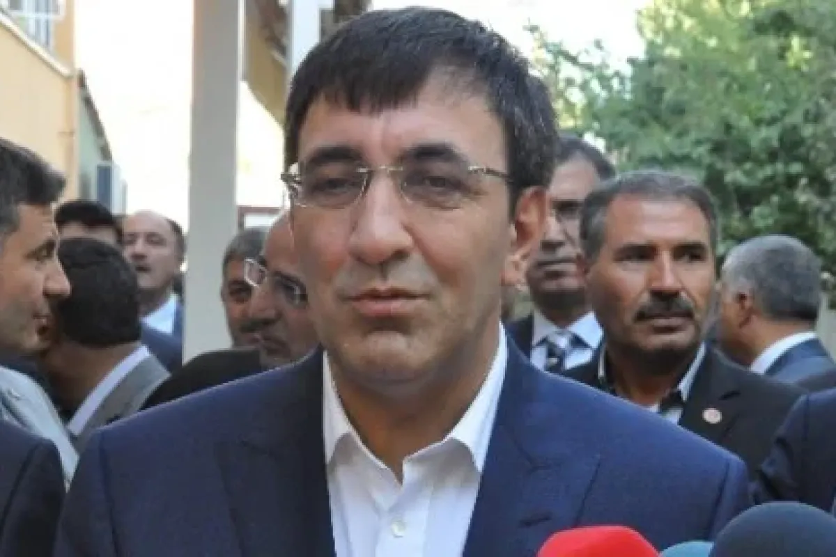 "türkiye Büyümeye Devam Ediyor"