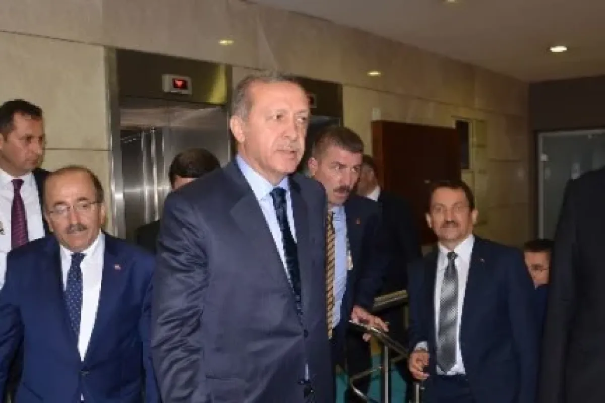 Büyükşehir Belediyesini Ziyaret Etti