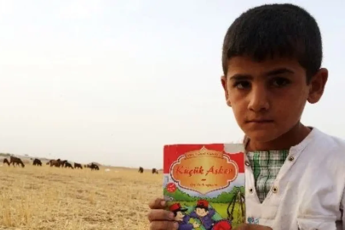 Kobani Sınırında Bir "küçük Asker"