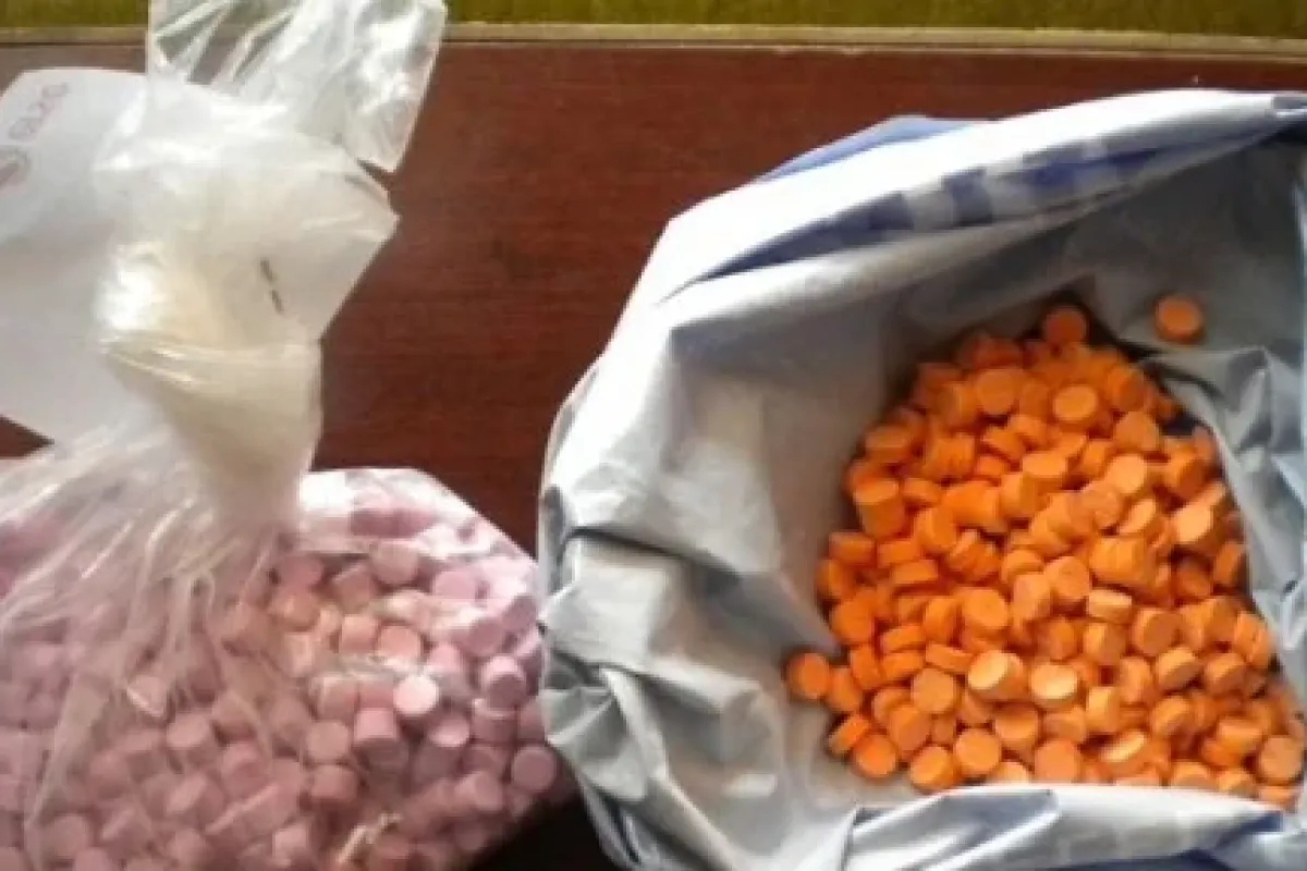 1 Milyon 800 Bin Liralık Uyuşturucuya Hayvan Dışkısıyla Kamufle