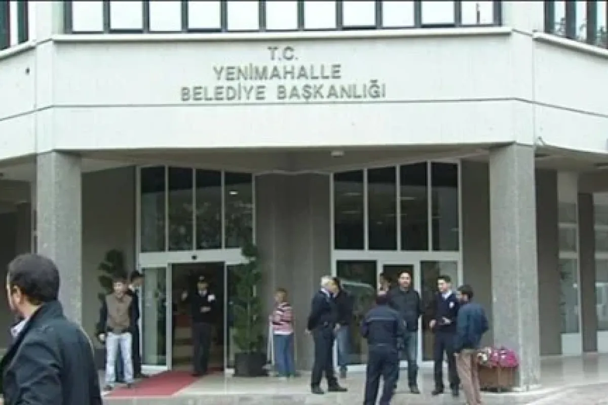 Ankara’da Belediye Binasında Bomba Paniği