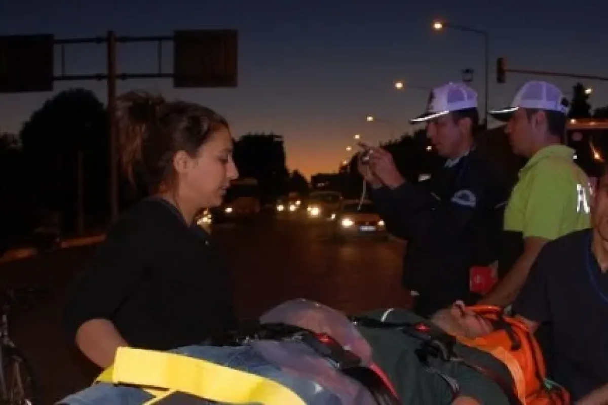 Ambulans Gelene Kadar Bekledi