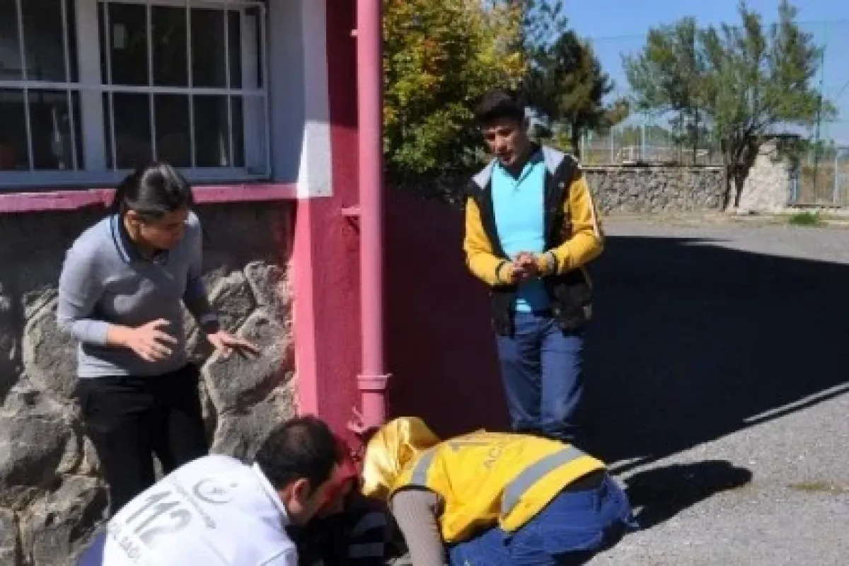 Dengesini Kaybedip 3. Kattan Düştü