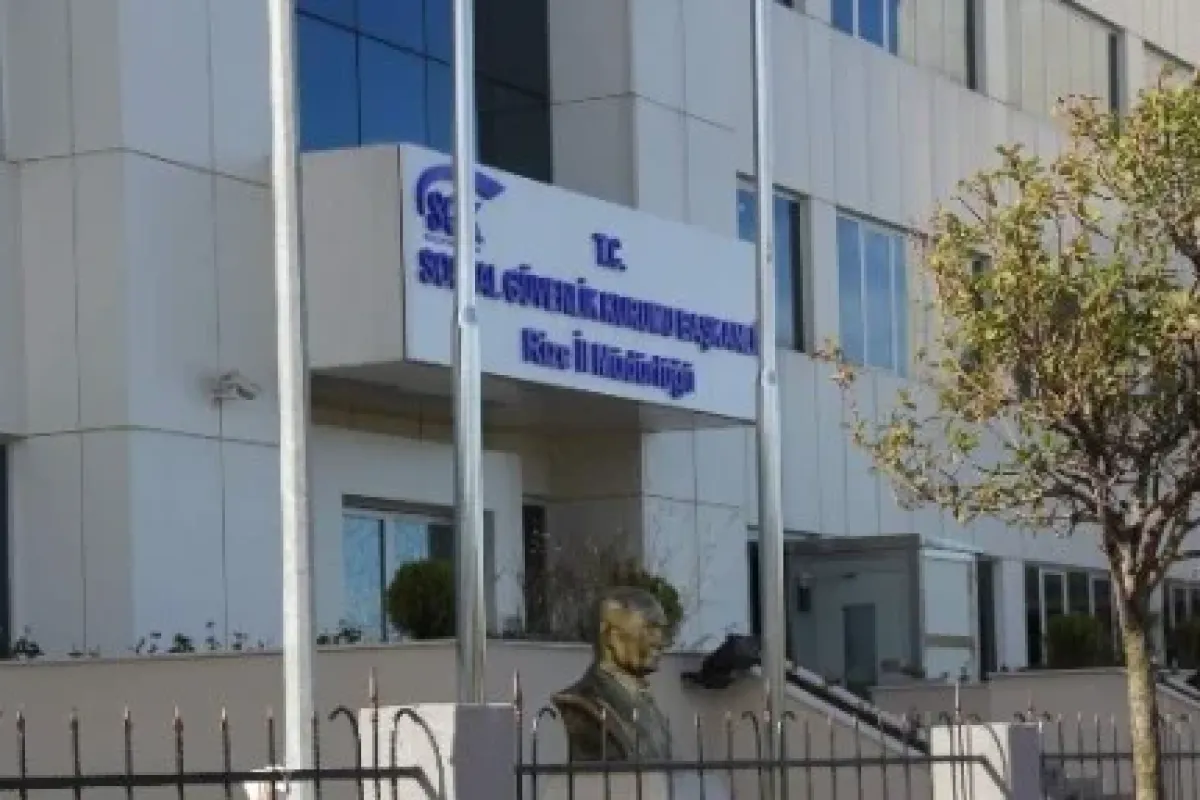 Bu Işte Bir Terslik Var