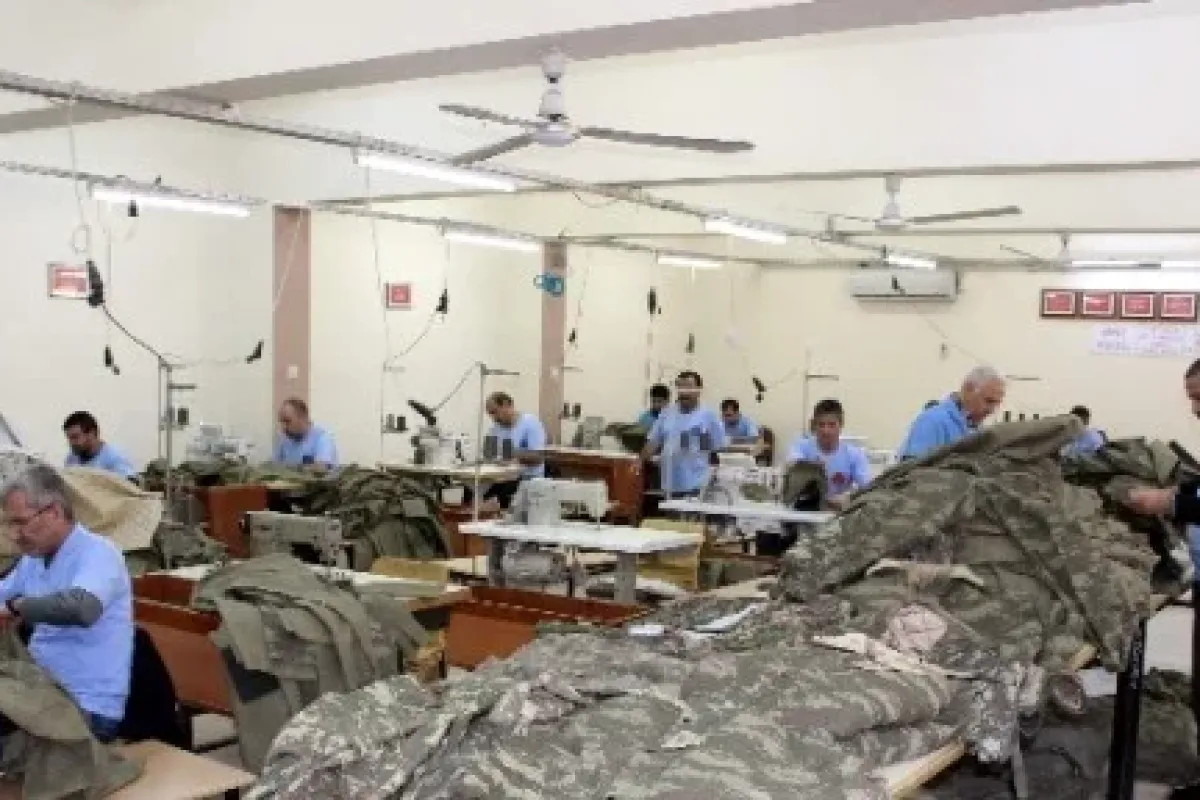 Burası "okul" Ya Da "fabrika" Değil