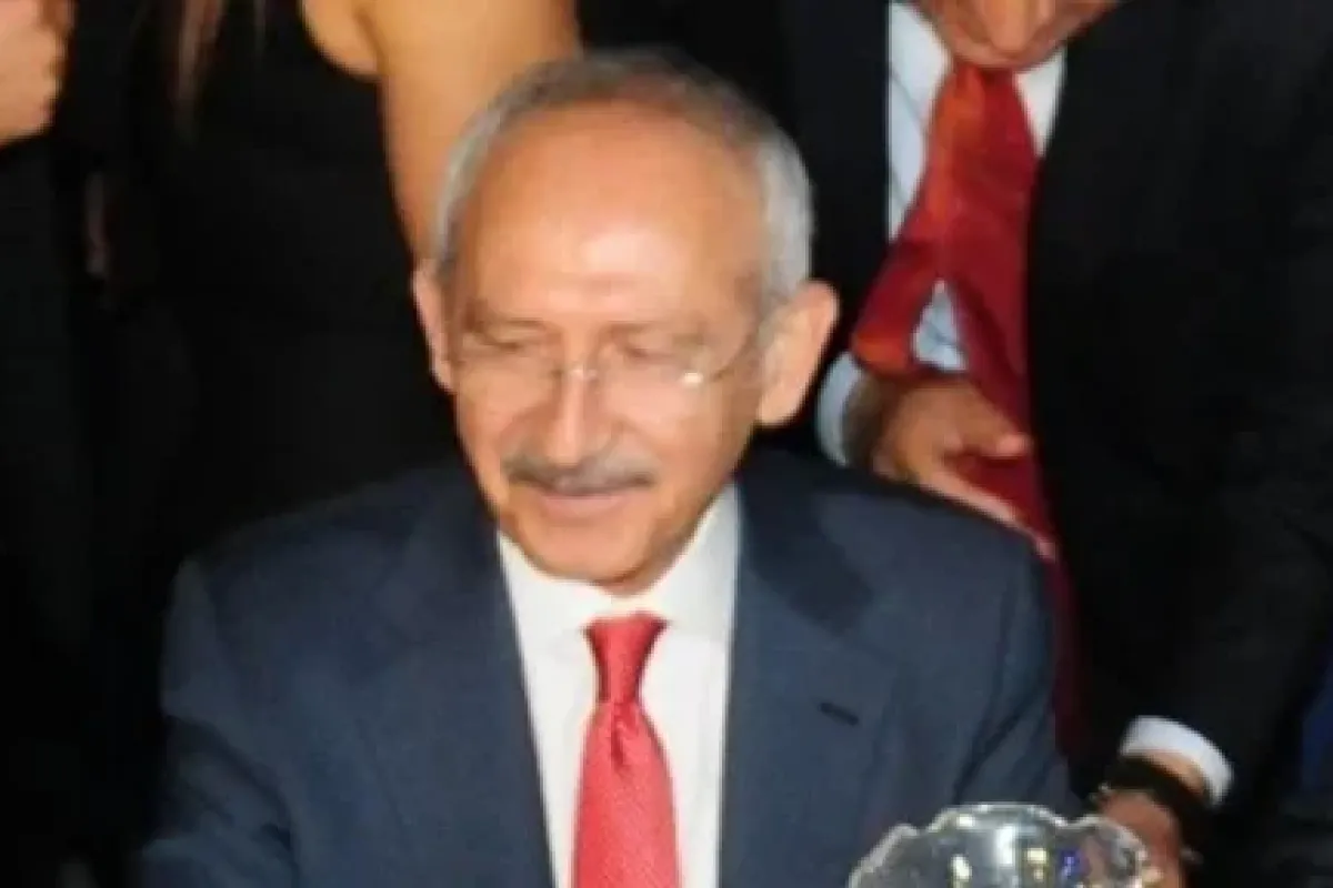 Nikah şahidi Oldu