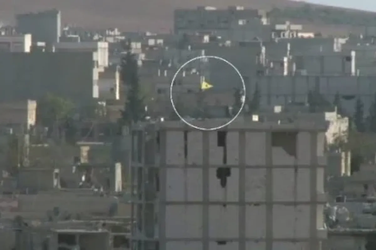 Sıfır Noktasına Ypg Bayrağı