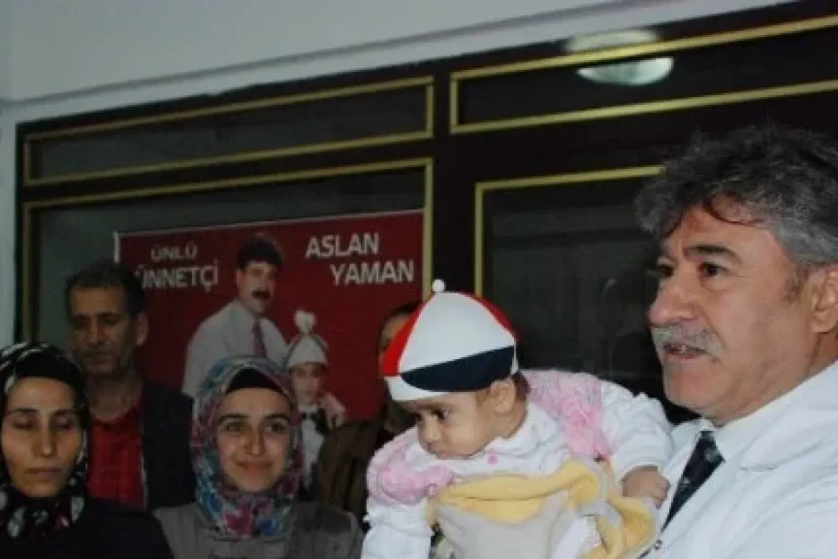 Sonunda Sünnet Oldu