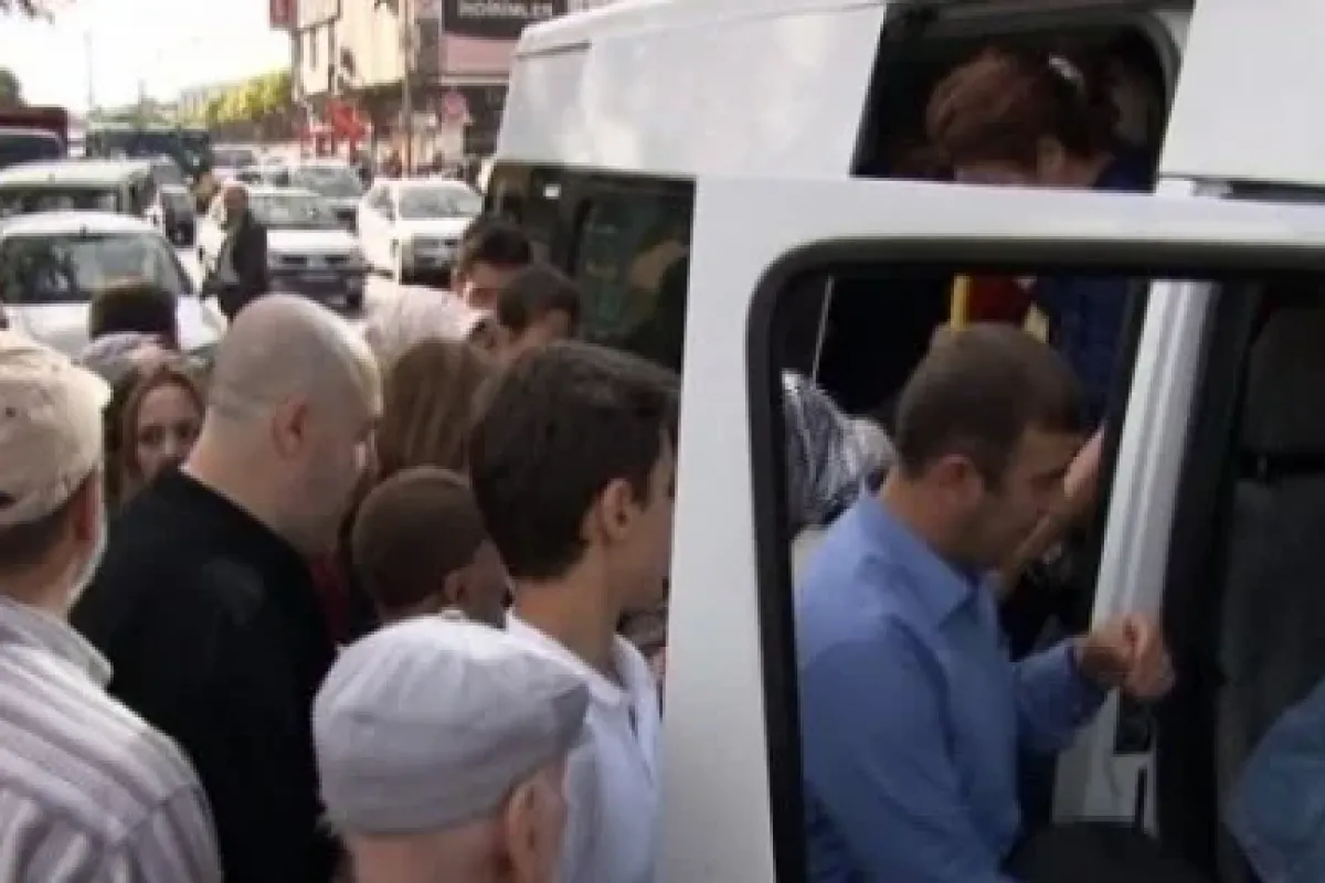 Yaya Yolu çöktü, Izdiham Yaşandı